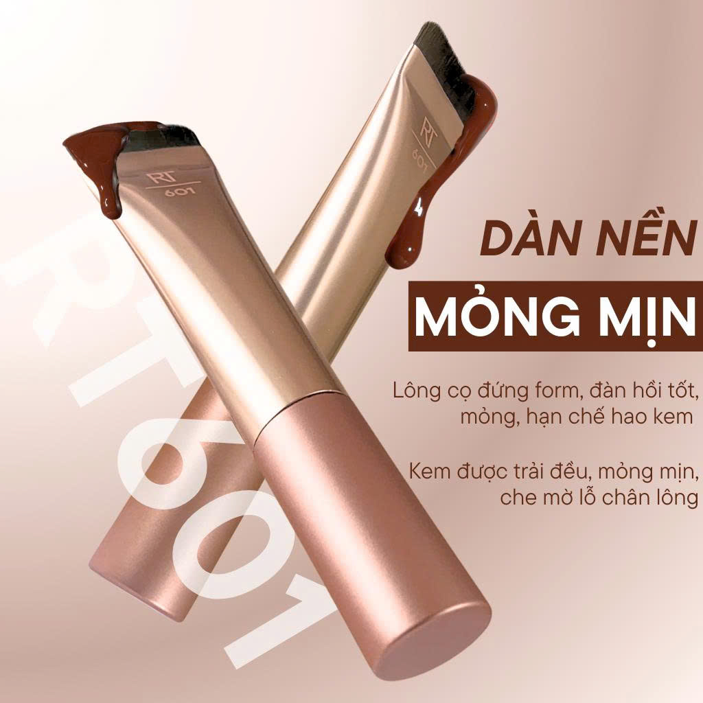 Cọ Tán Kem Nền Dạng Spatula RT Real Techniques Spatula Brush 0553